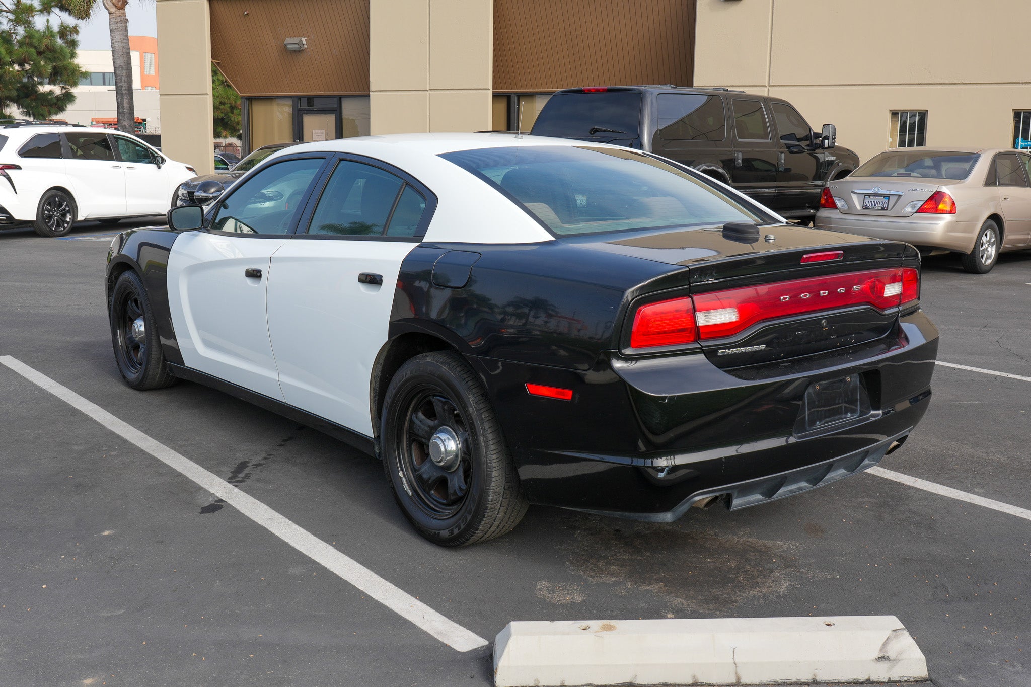 2014 DODGE CHARGER PURSUIT