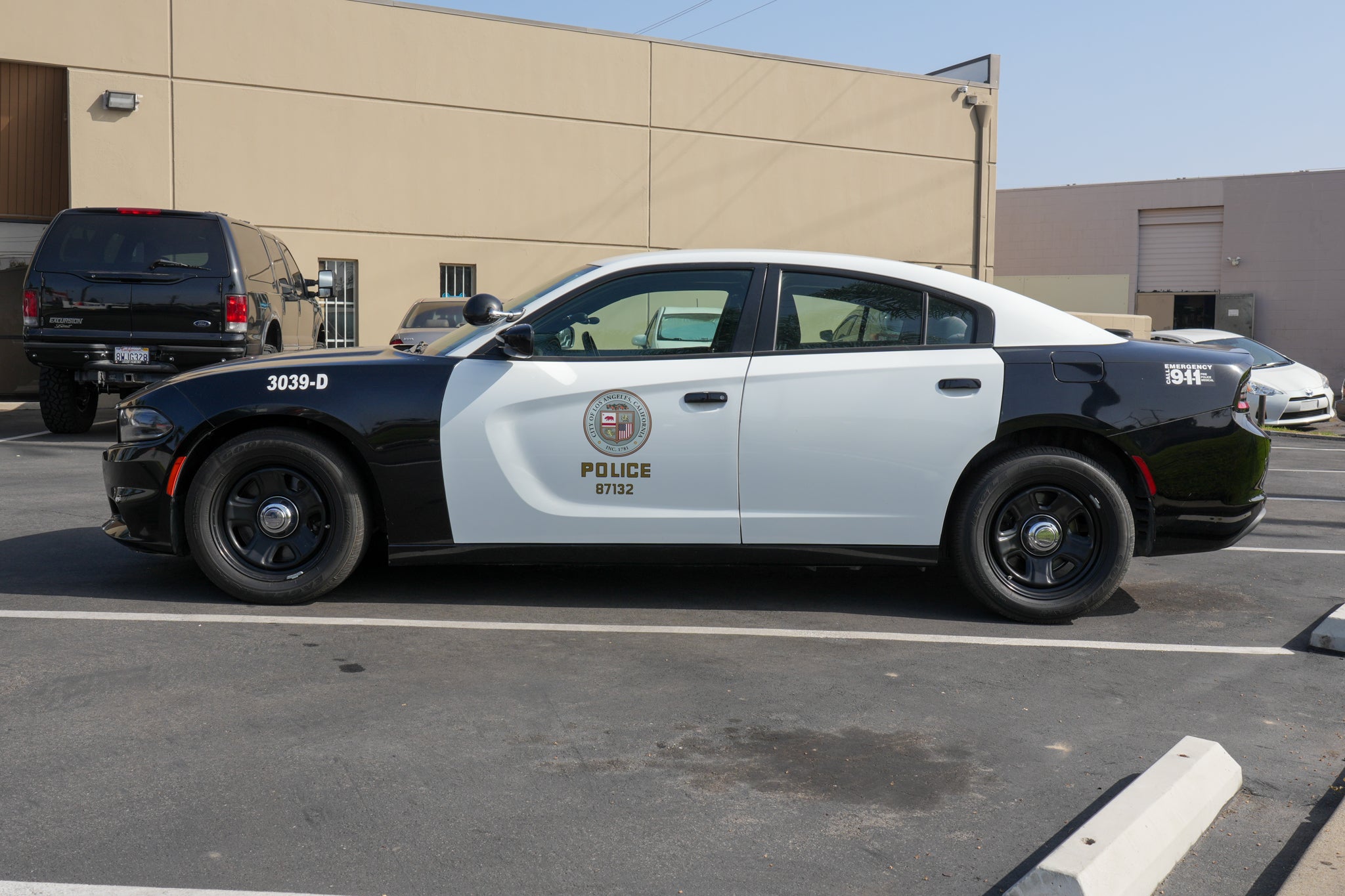 2017 DODGE CHARGER PURSUIT