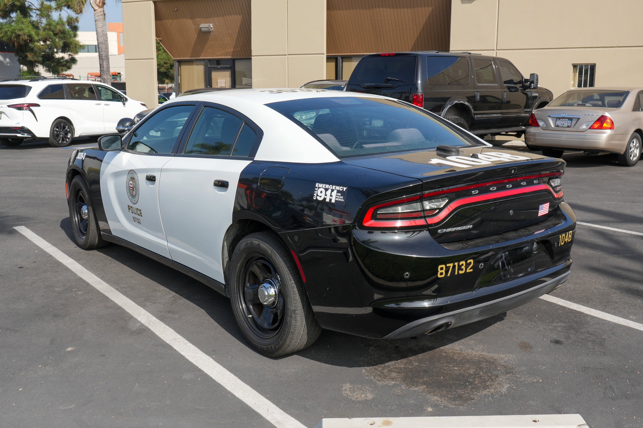 2017 DODGE CHARGER PURSUIT