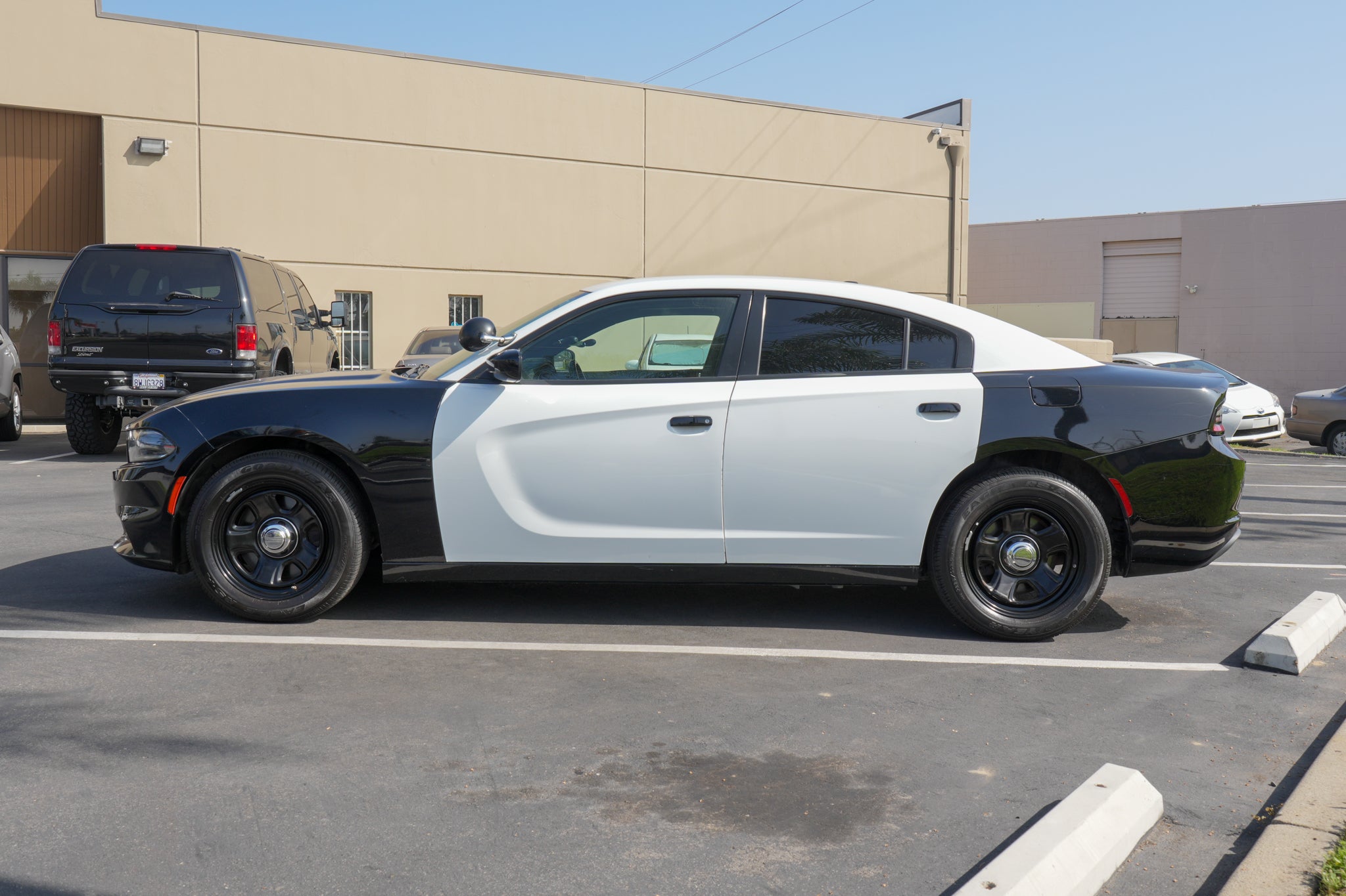 2019 DODGE CHARGER PURSUIT