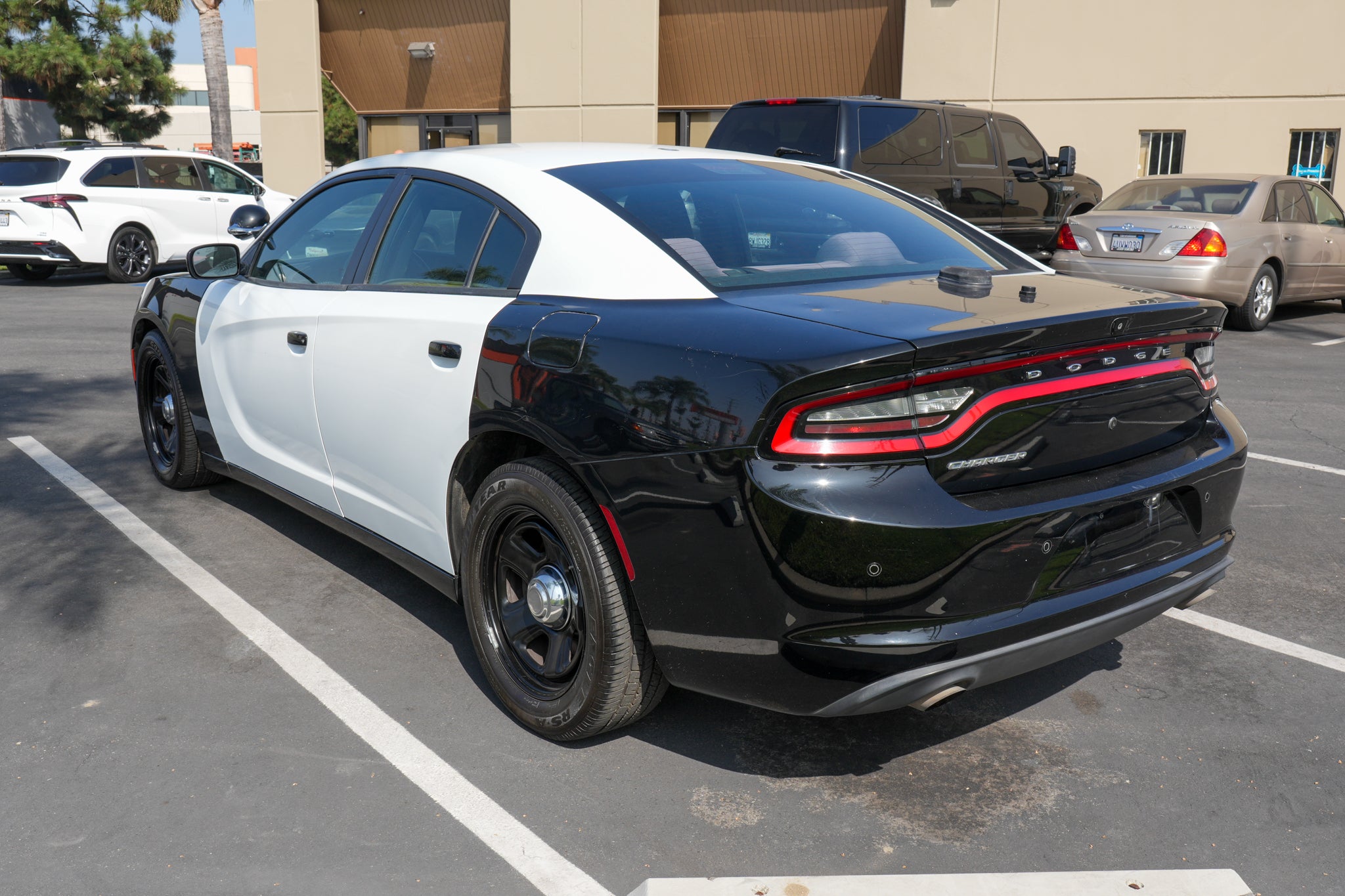 2017 DODGE CHARGER PURSUIT