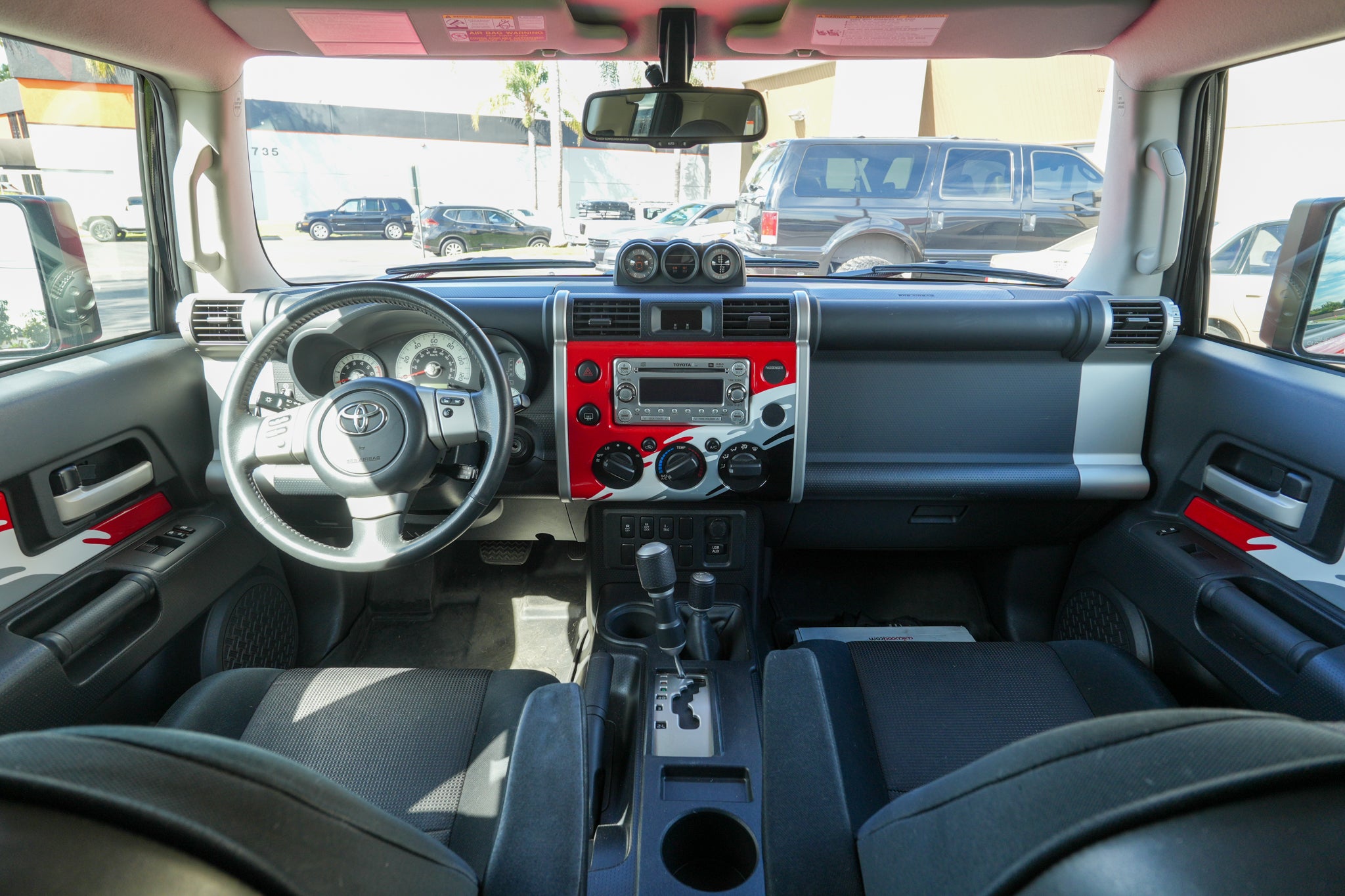 2012 TOYOTA FJ CRUISER