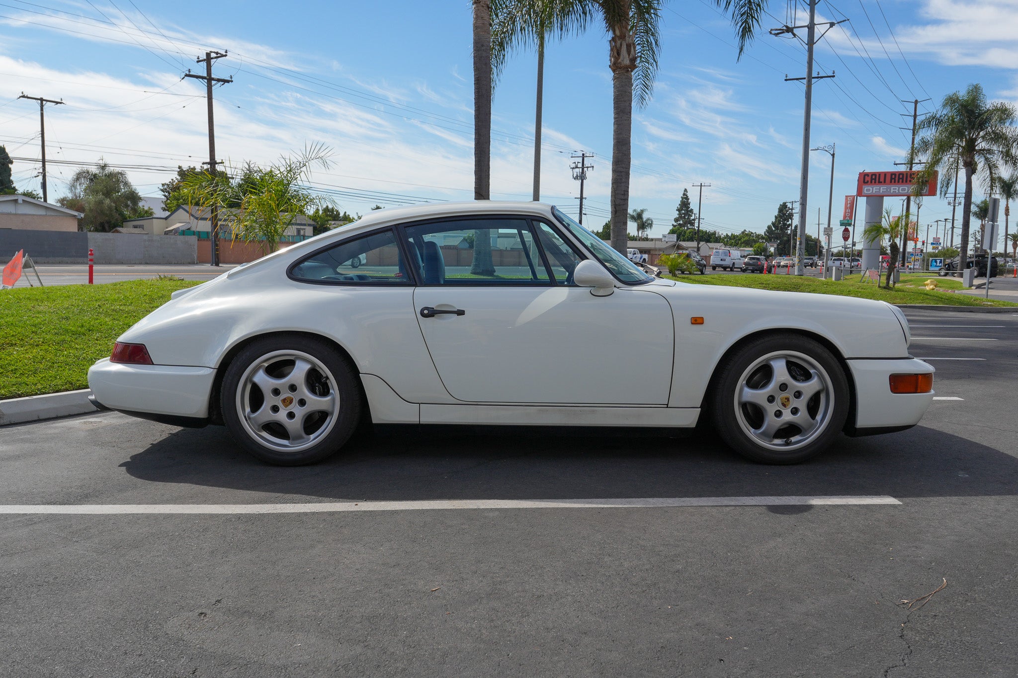 1990 PORSCHE CARRERA 4